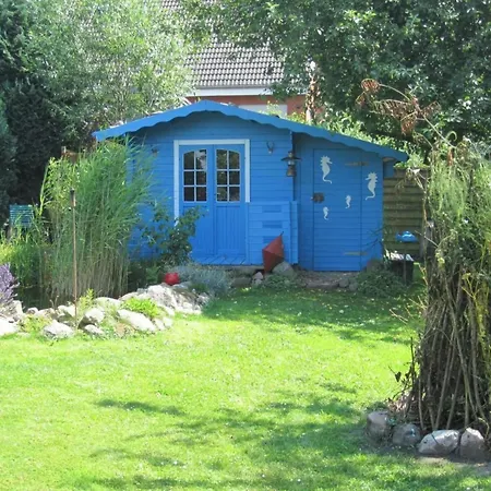 Appartement In Mit Grossem Garten By Interhome *